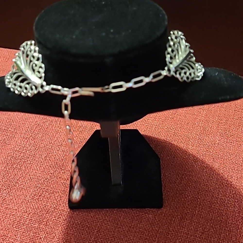 Elegant Silver Multi-Layer Necklace - Picture 3 of 9